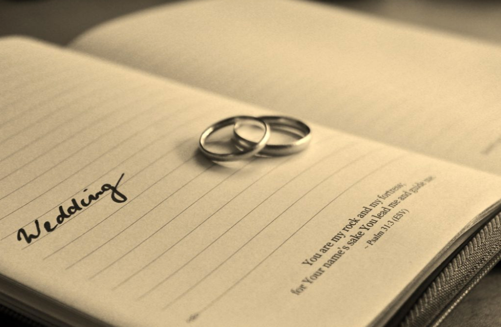 Alianzas de plata, la sencillez del buen gusto