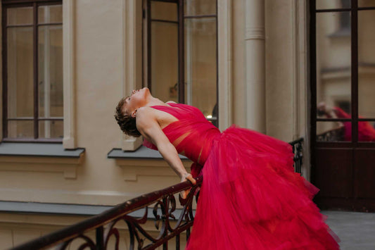 Complementos y joyas para un vestido rojo