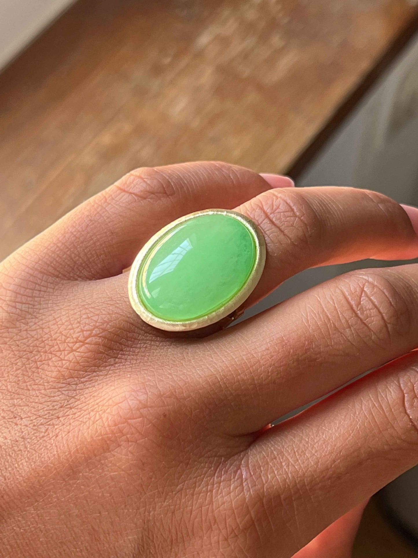 REBECA, anillo de plata con cuarzo verde.