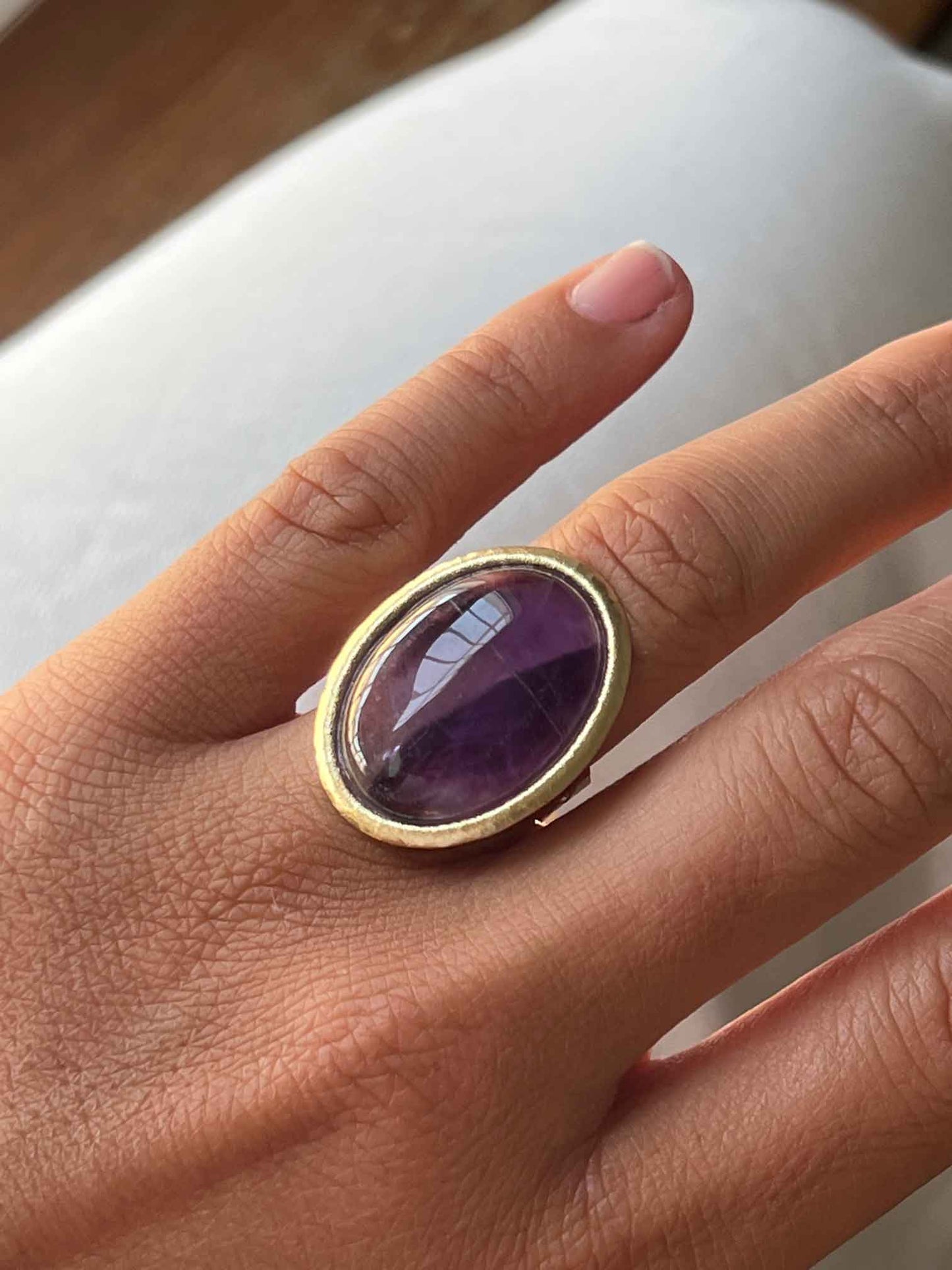 ESTHER, anillo de plata dorada con amatista