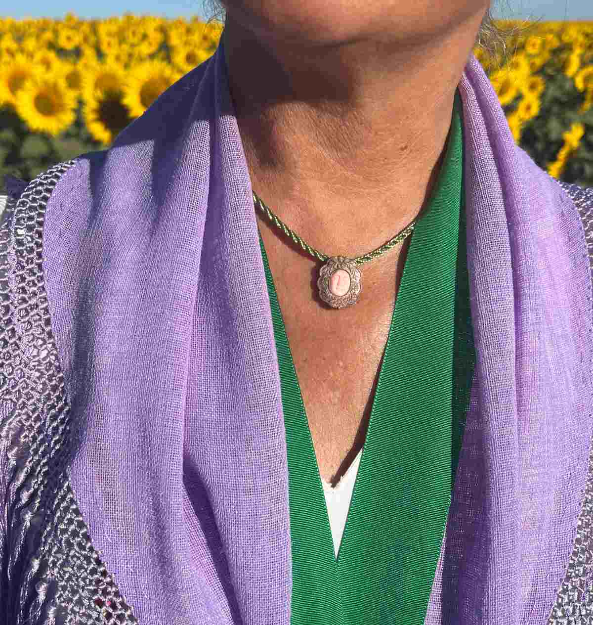 Silver Rostrillo Medal of the Virgin of El Rocío in fine shell