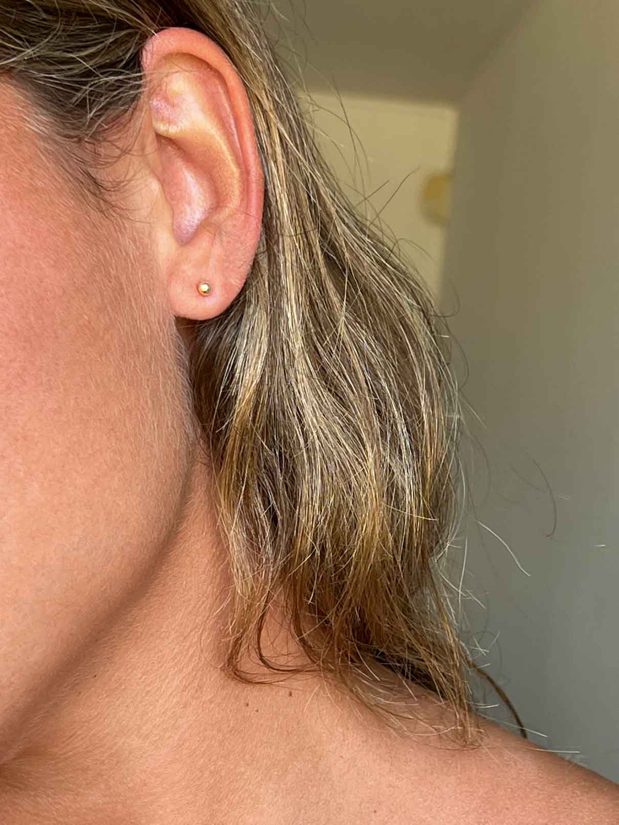 Pendientes originales largos de plata chapada en oro amarillo