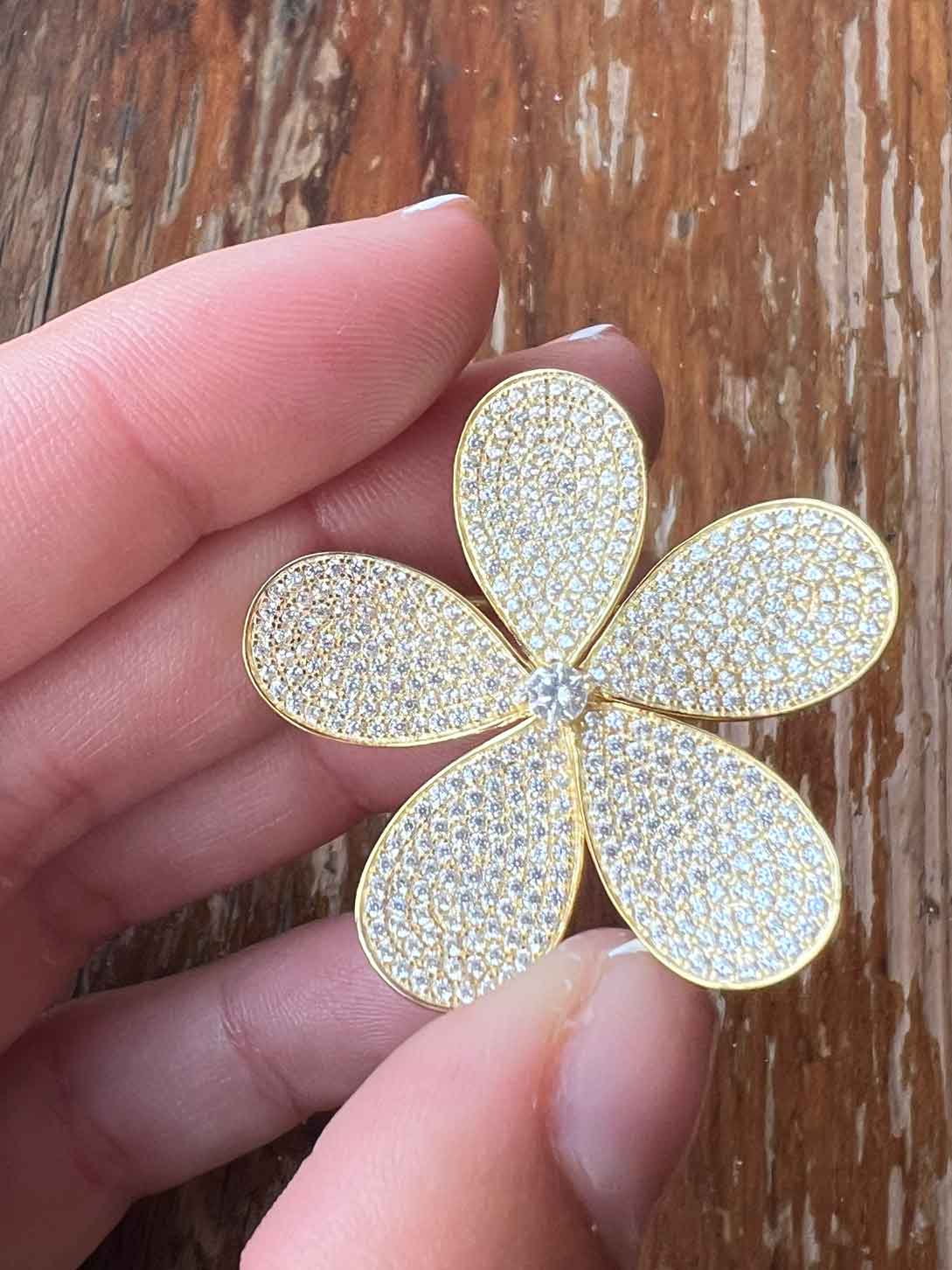 Broche de plata PÉTALOS con circonitas