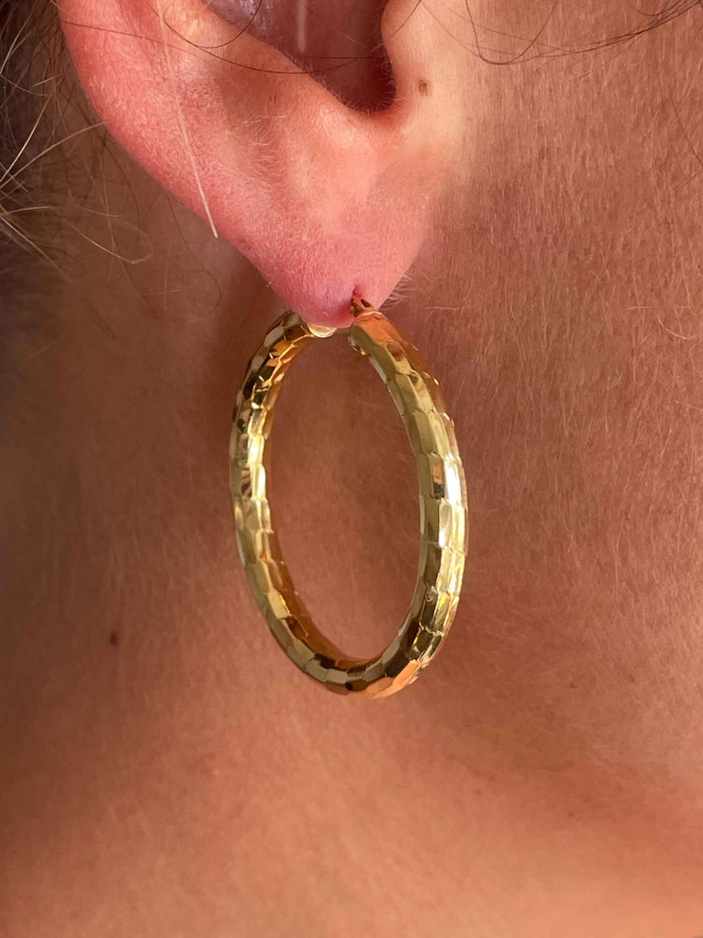 Argollas ASILAH facetadas en plata 1ª ley bañada oro