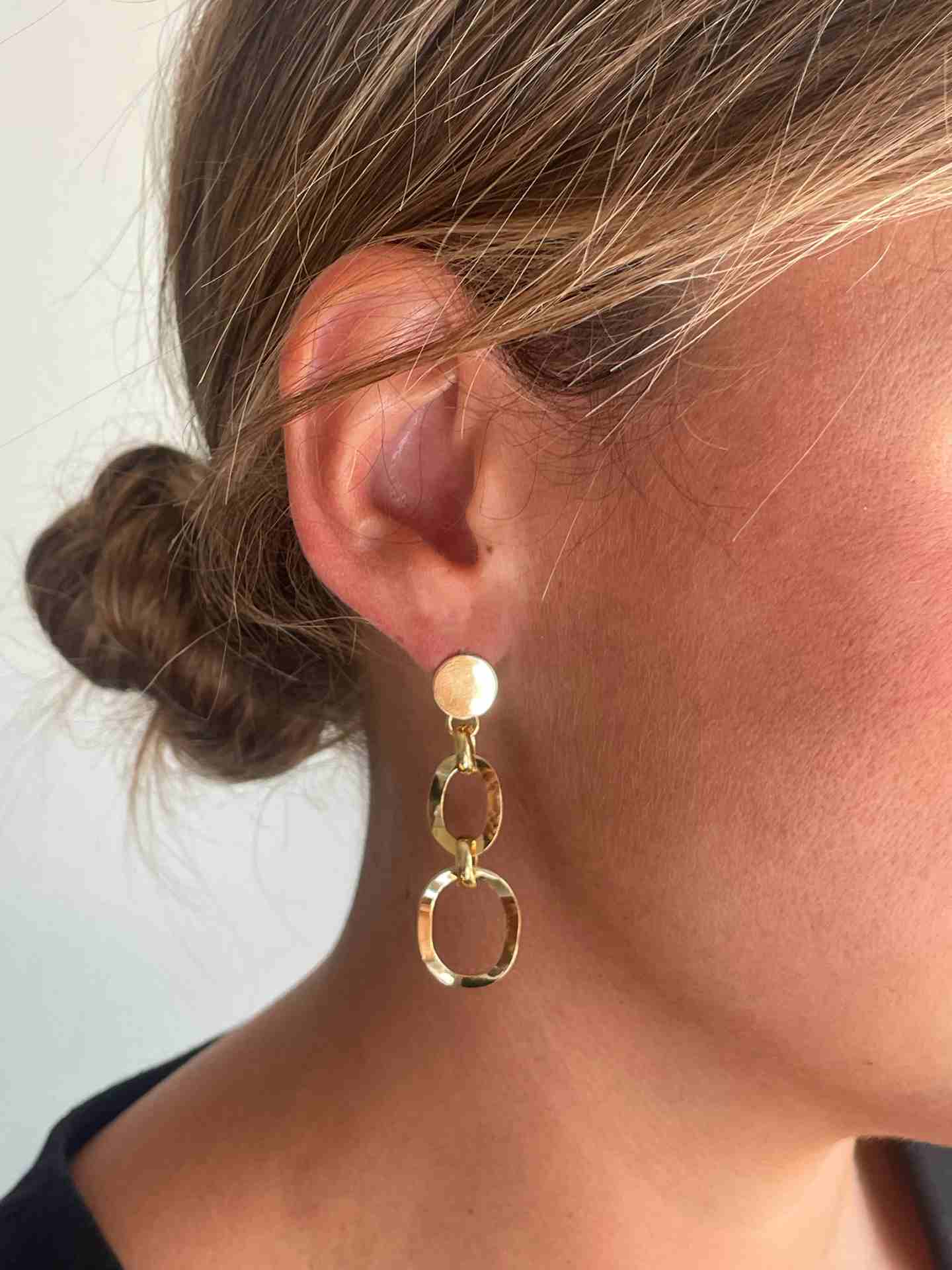 Pendientes JADIDA largos eslabones redondos plata de 1º ley bañado oro