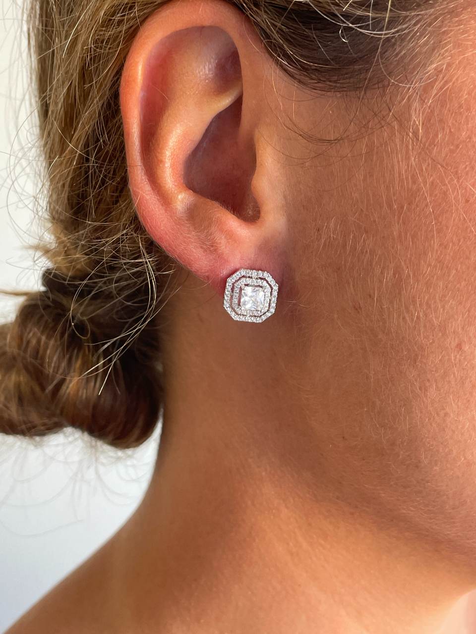 Detachable RUSSIA earrings in silver with cubic zirconia.