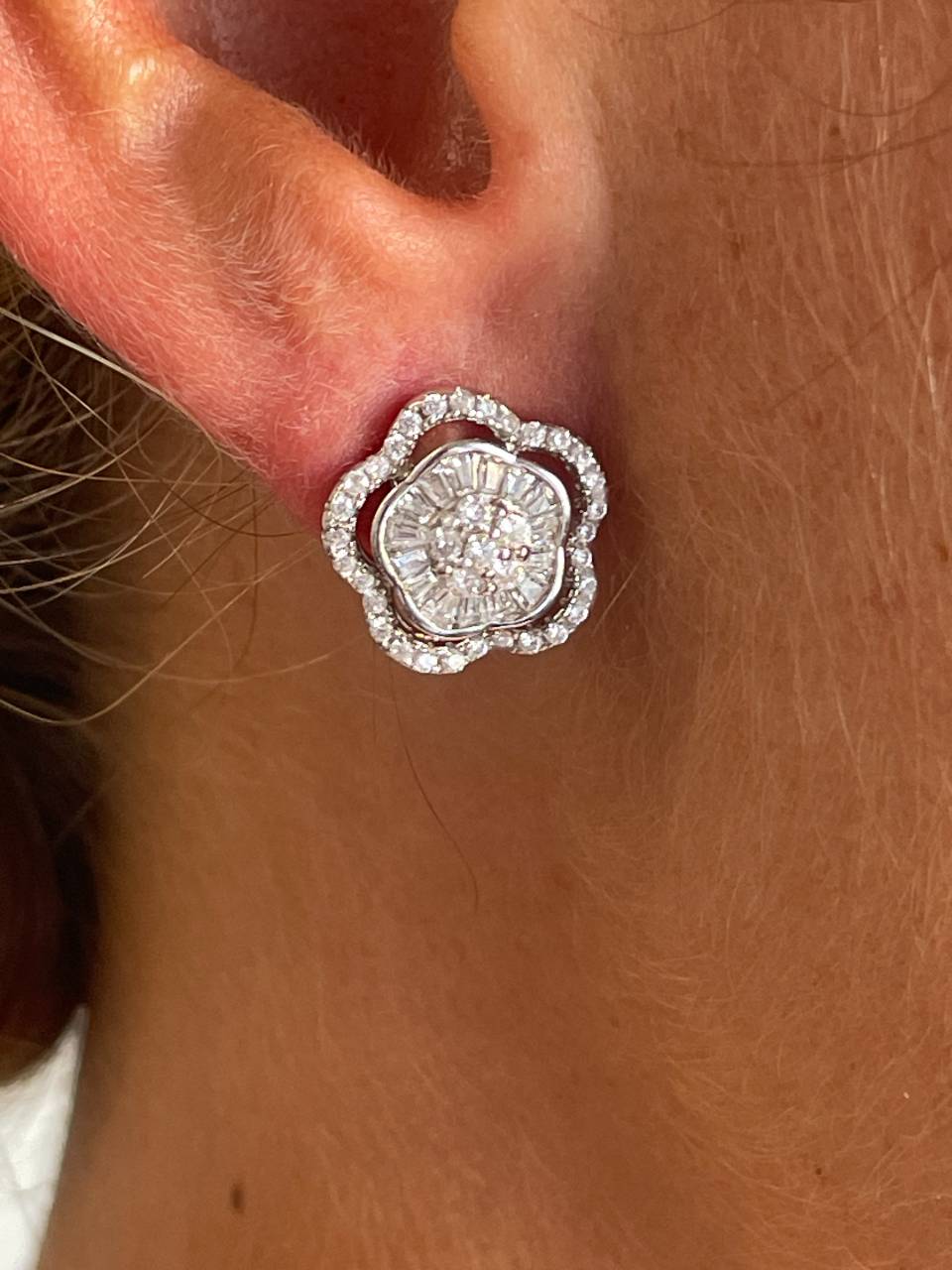 Pendientes BRASIL desmontables en plata con circonitas.