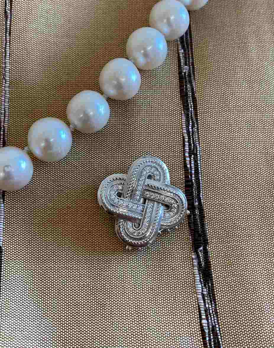 Morocco necklace clasp in sterling silver and cubic zirconia