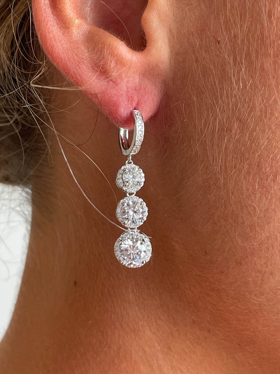 Pendientes OPORTO largos en plata de primera ley con circonitas.