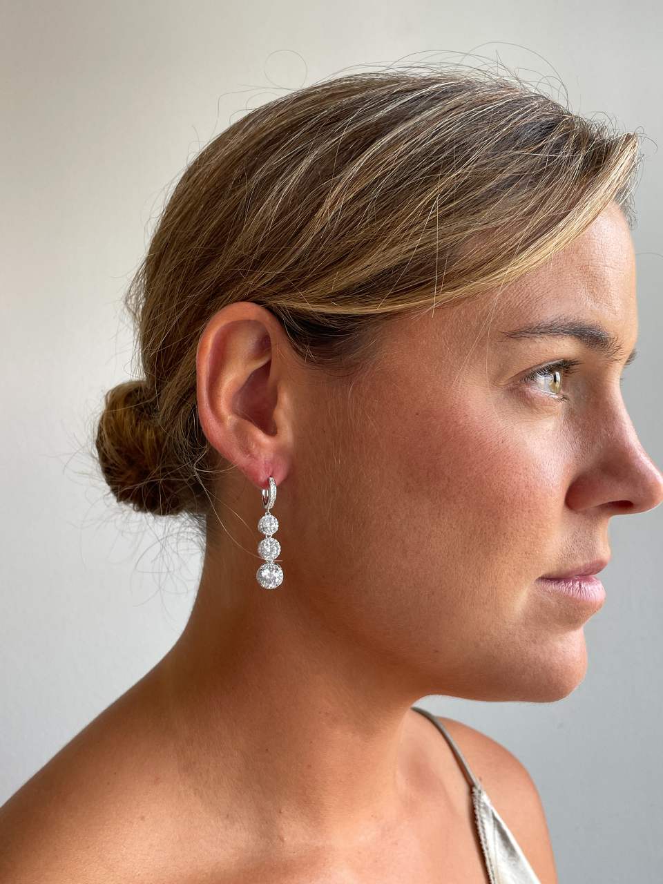 Pendientes OPORTO largos en plata de primera ley con circonitas.