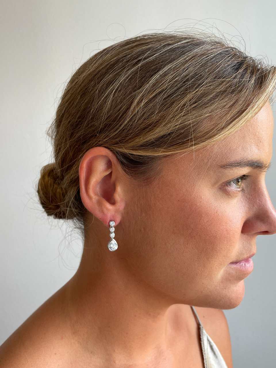 DUBROVNIK short earrings in sterling silver with cubic zirconia