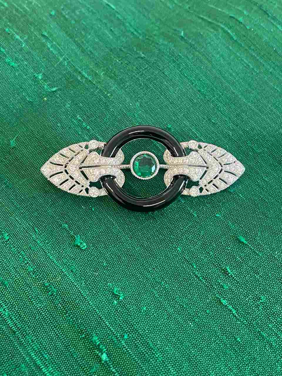 Broche POSEIDON plata de 925 ml con circonitas esmalte y piedras