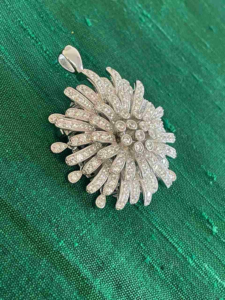 Broche FLOR colgante art deco en plata de ley 925 con circonitas.