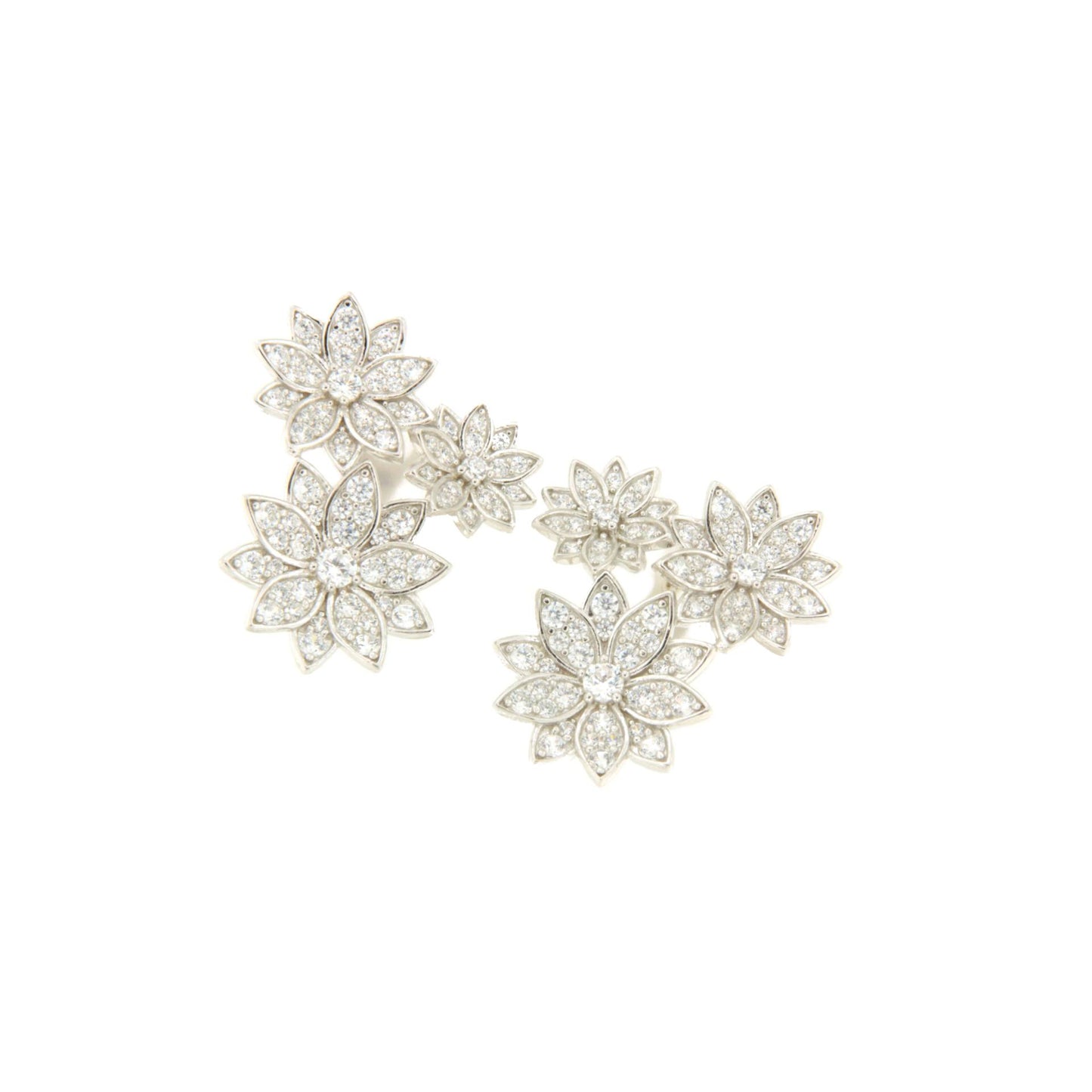 Pendientes cortos SOLAZ en plata de ley y circonitas