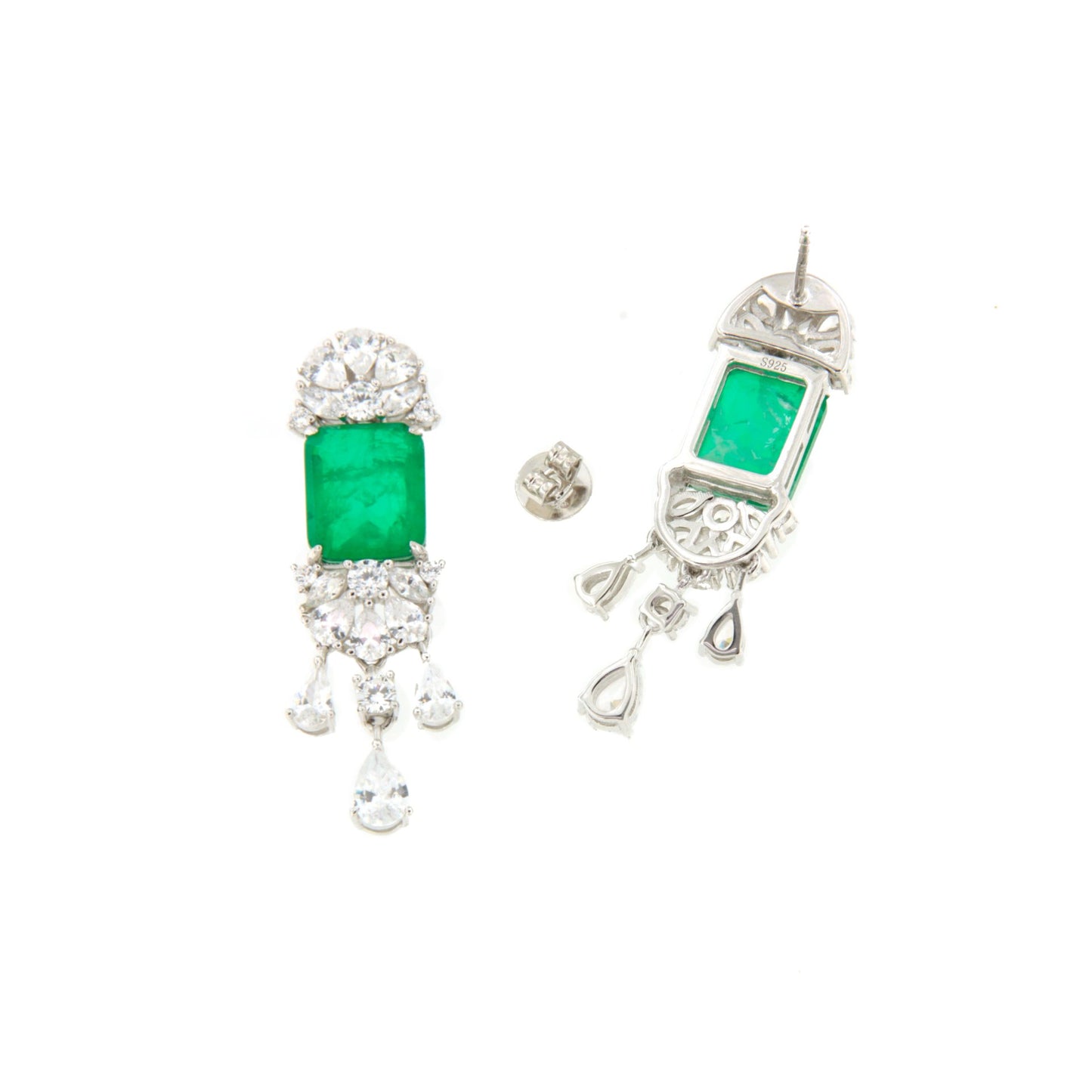 Pendientes cortos AUREA en plata primera ley con circonitas esmeralda