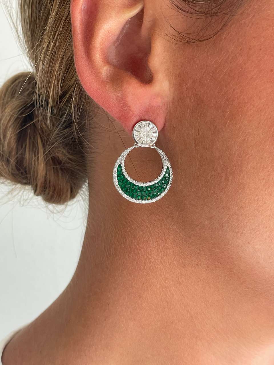 Pendientes SELANE, en plata 1ª ley con circonitas en engaste invisible