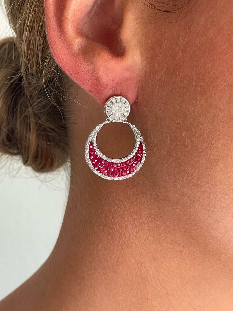 Pendientes SELANE, en plata 1ª ley con circonitas en engaste invisible