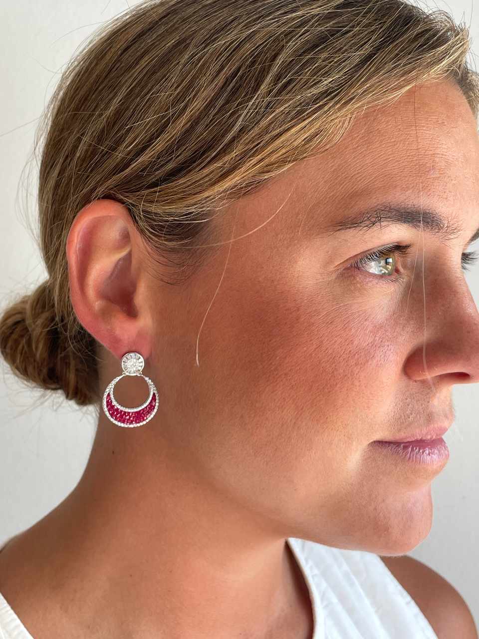Pendientes SELANE, en plata 1ª ley con circonitas en engaste invisible