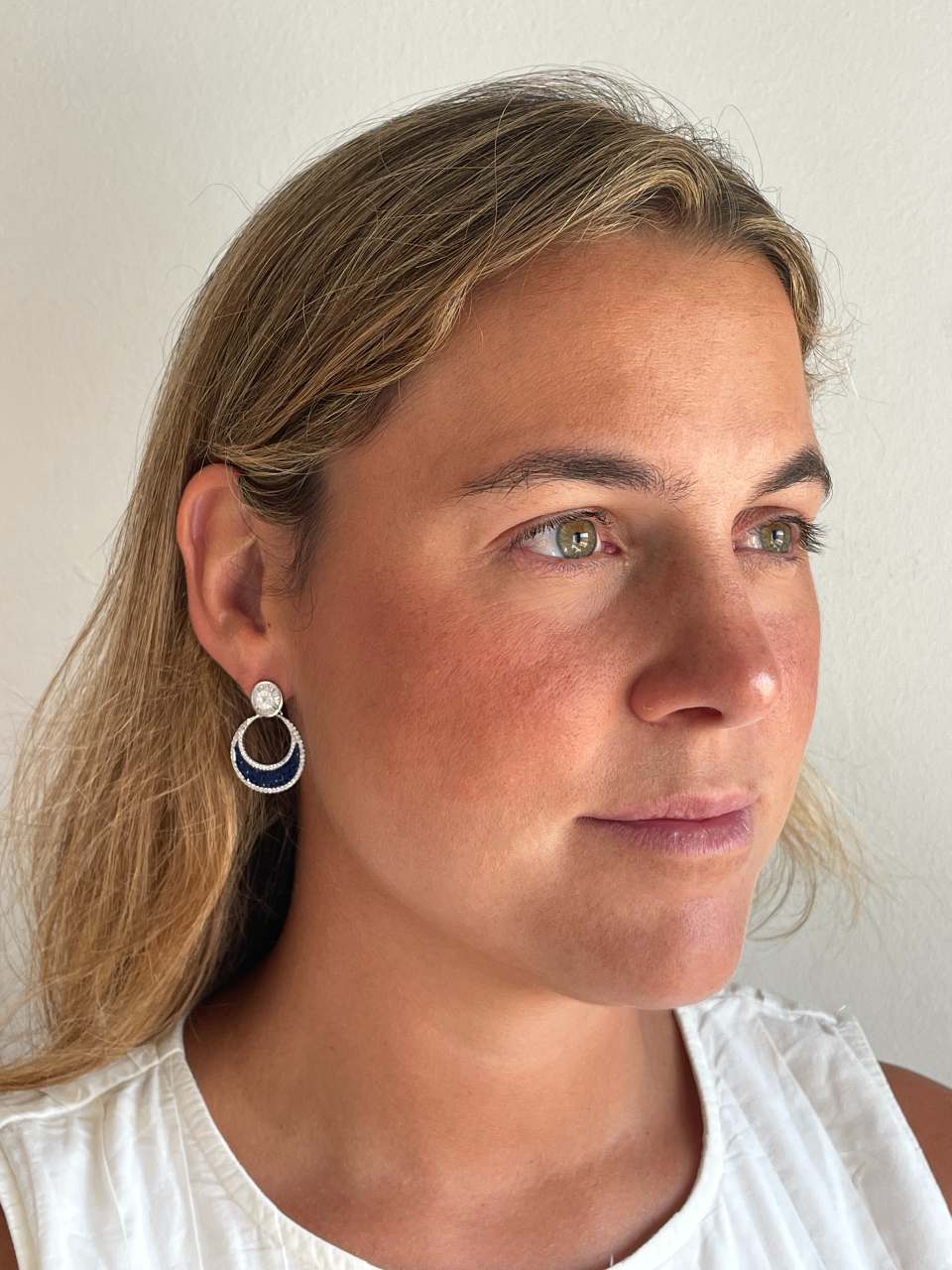 Pendientes SELANE, en plata 1ª ley con circonitas en engaste invisible