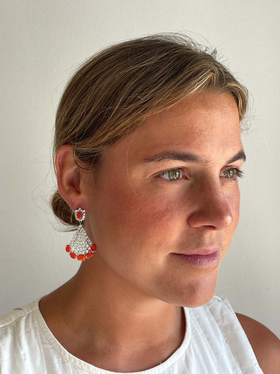 Pendientes YSEE en plata primera ley con circonitas, coral / turquesa