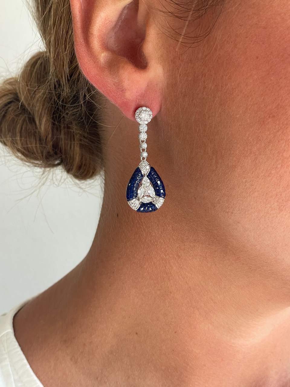 Pendientes MIREL, en plata 1ª ley con circonitas en engaste invisible (Copia)