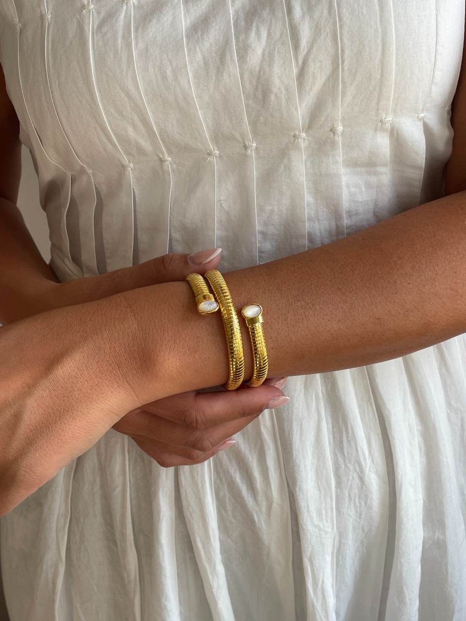 Pulsera NEREA articulada de plata bañada en oro de 18 ktes