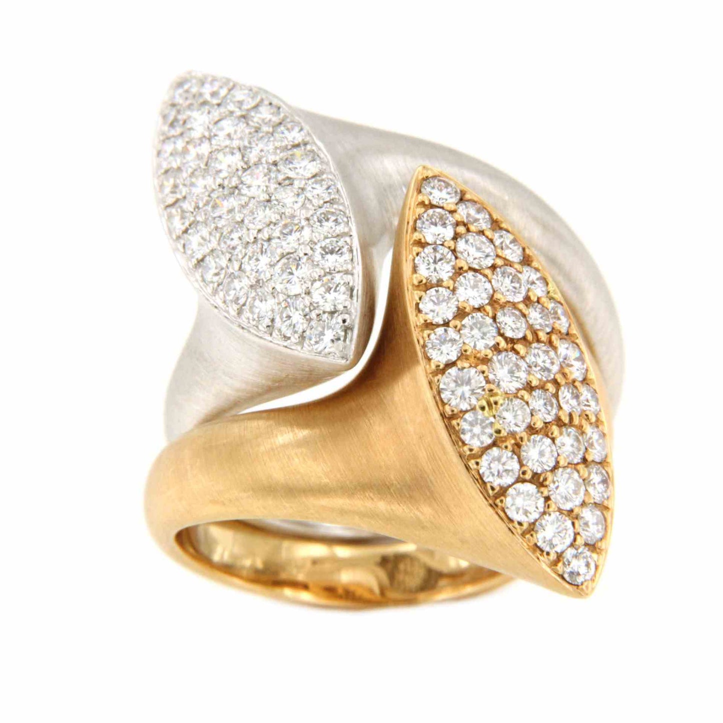 Anillo BRUNETE de oro blanco o rosa de 18 ktes con brillantes.