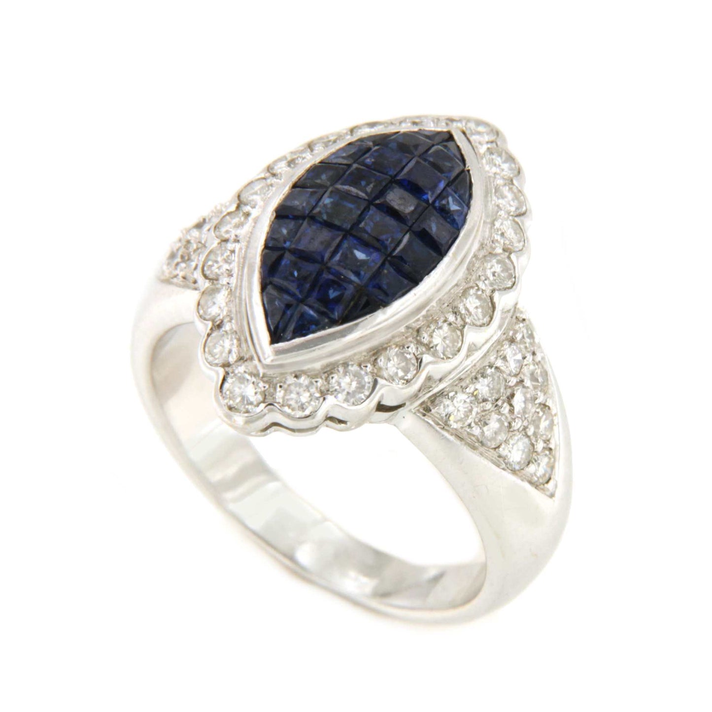 LEGANES ring in 18 karat white gold with sapphires and diamonds.