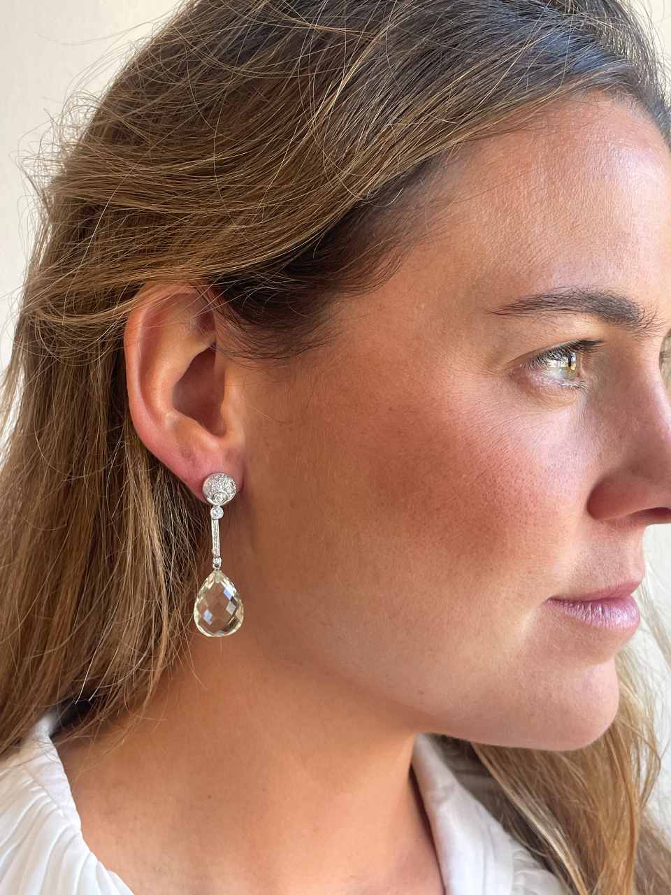 HINOJOS detachable earring in 18k white gold with diamonds