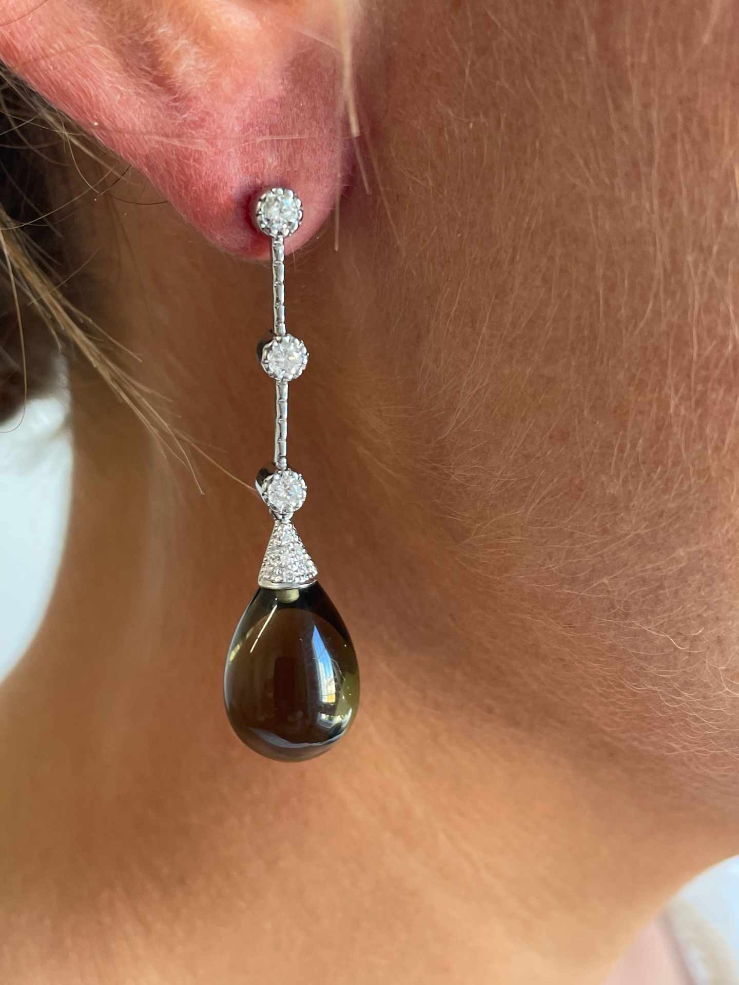 DEMON knobs made of smoked quartz with diamond caps