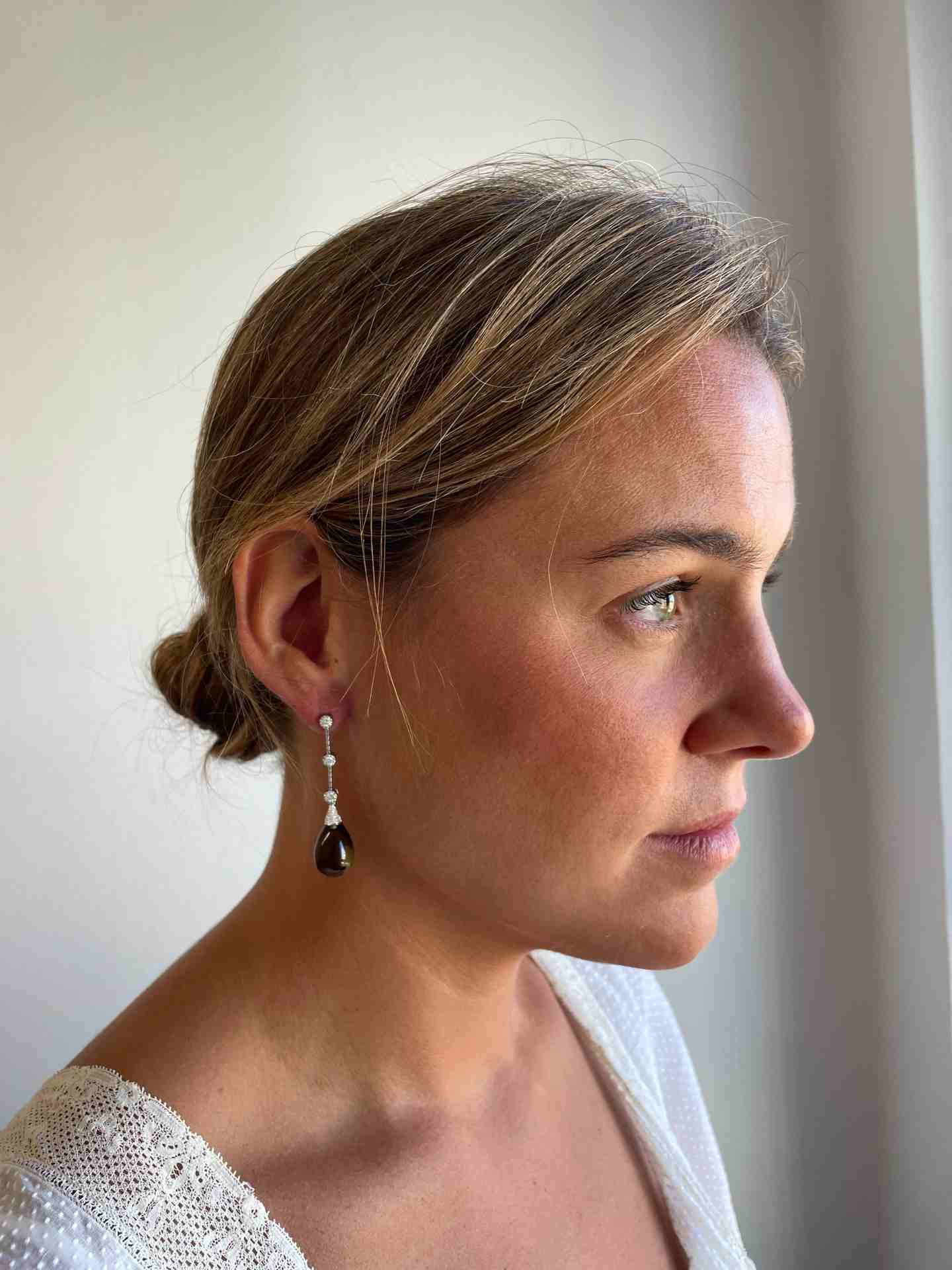 DEMON knobs made of smoked quartz with diamond caps