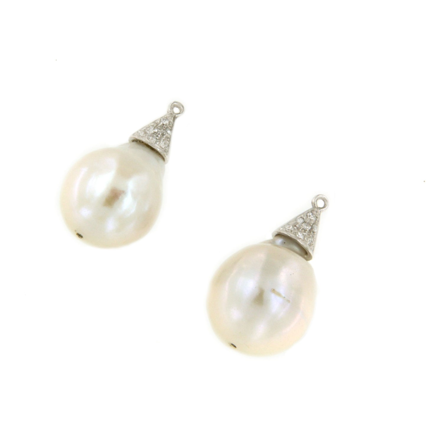 Perlas SILE con casquilla de brillantes y oro blanco 18 ktes