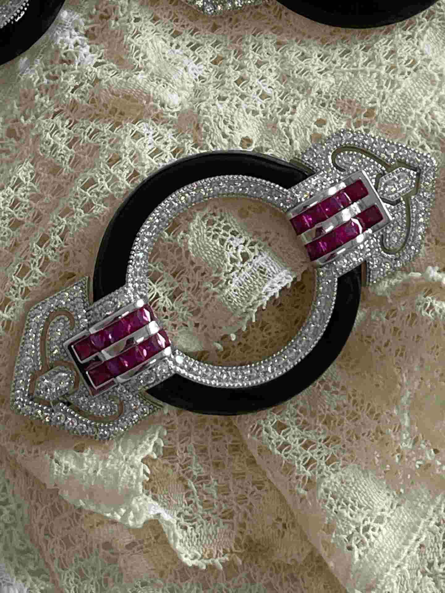 Broche MAPACHE plata de 925 ml con circonitas esmalte y piedras