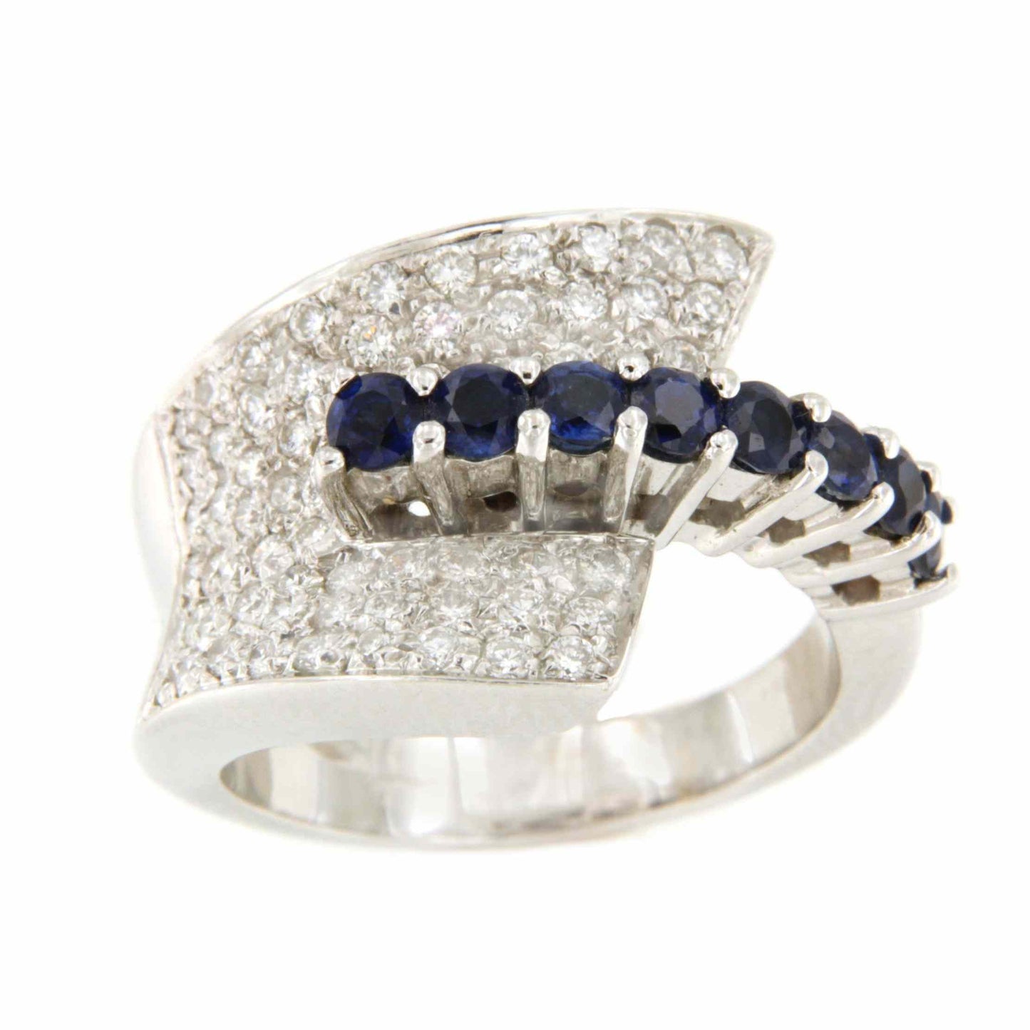 Anillo COSLADA en oro blanco 18 kilates con zafiros y brillantes.