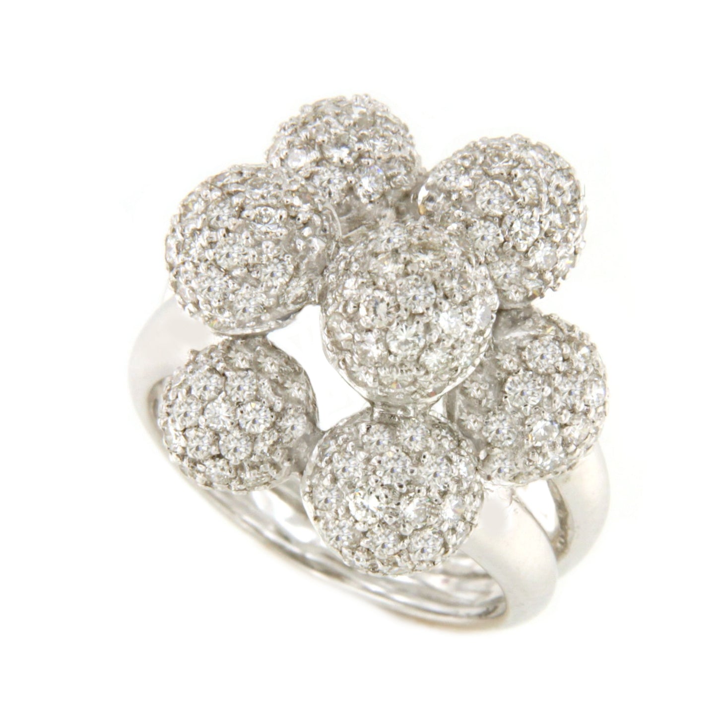 Anillo POZUELO de oro blanco de 18 ktes con brillantes.