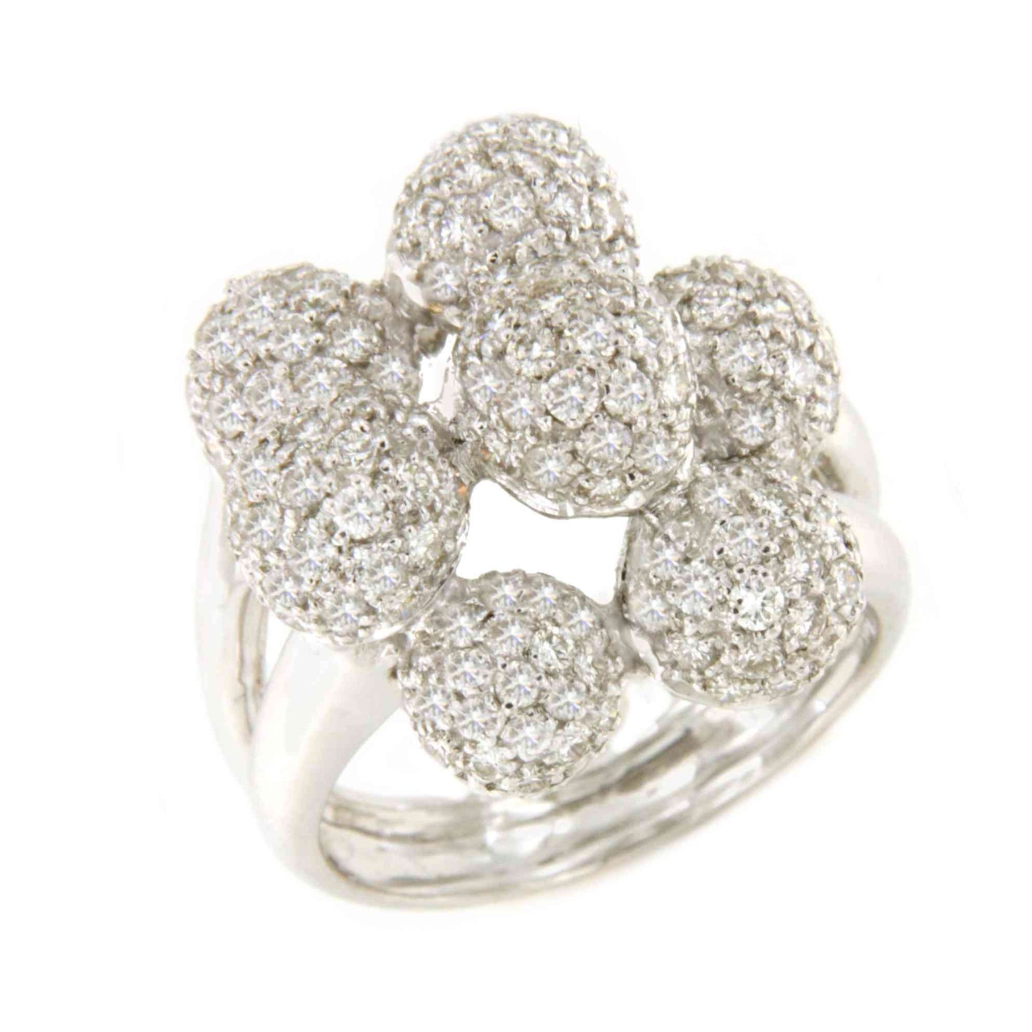 Anillo POZUELO de oro blanco de 18 ktes con brillantes.