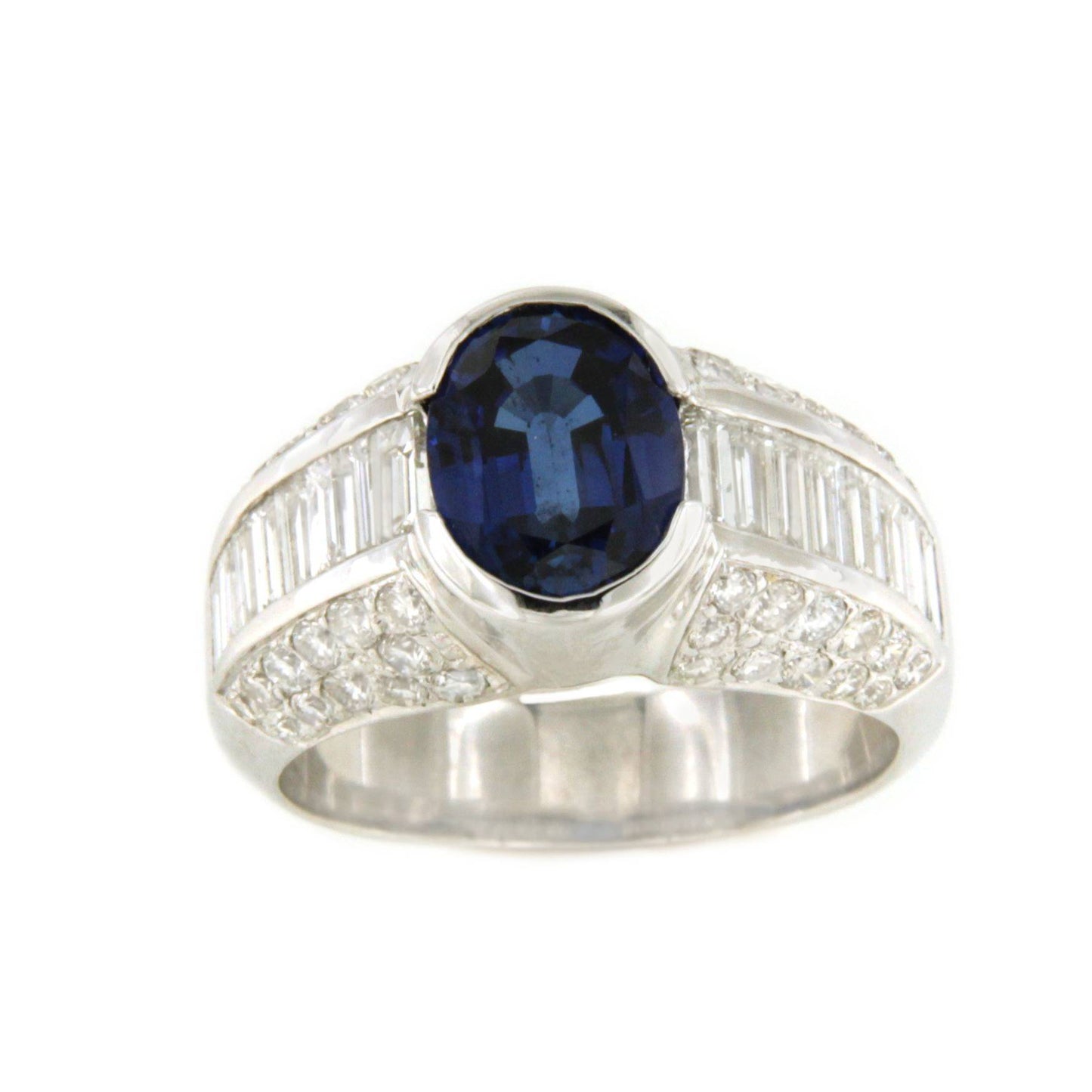 REIMS ring in 18k white gold with sapphire, diamonds and baguettes