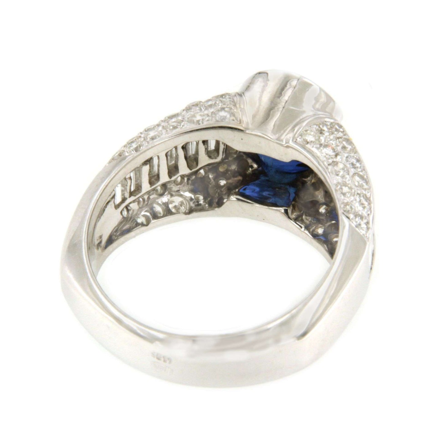 REIMS ring in 18k white gold with sapphire, diamonds and baguettes