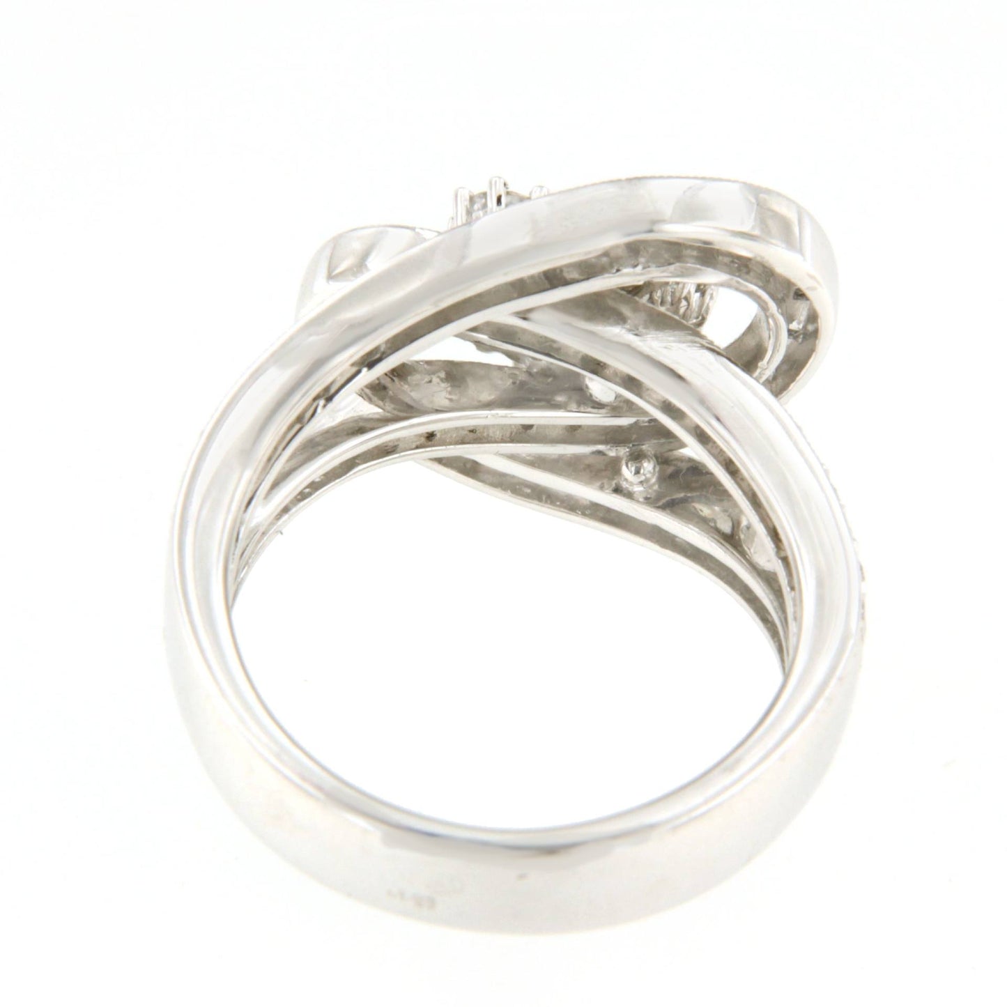 Anillo MOSTOLES de oro blanco de 18 ktes con roseta de brillantes