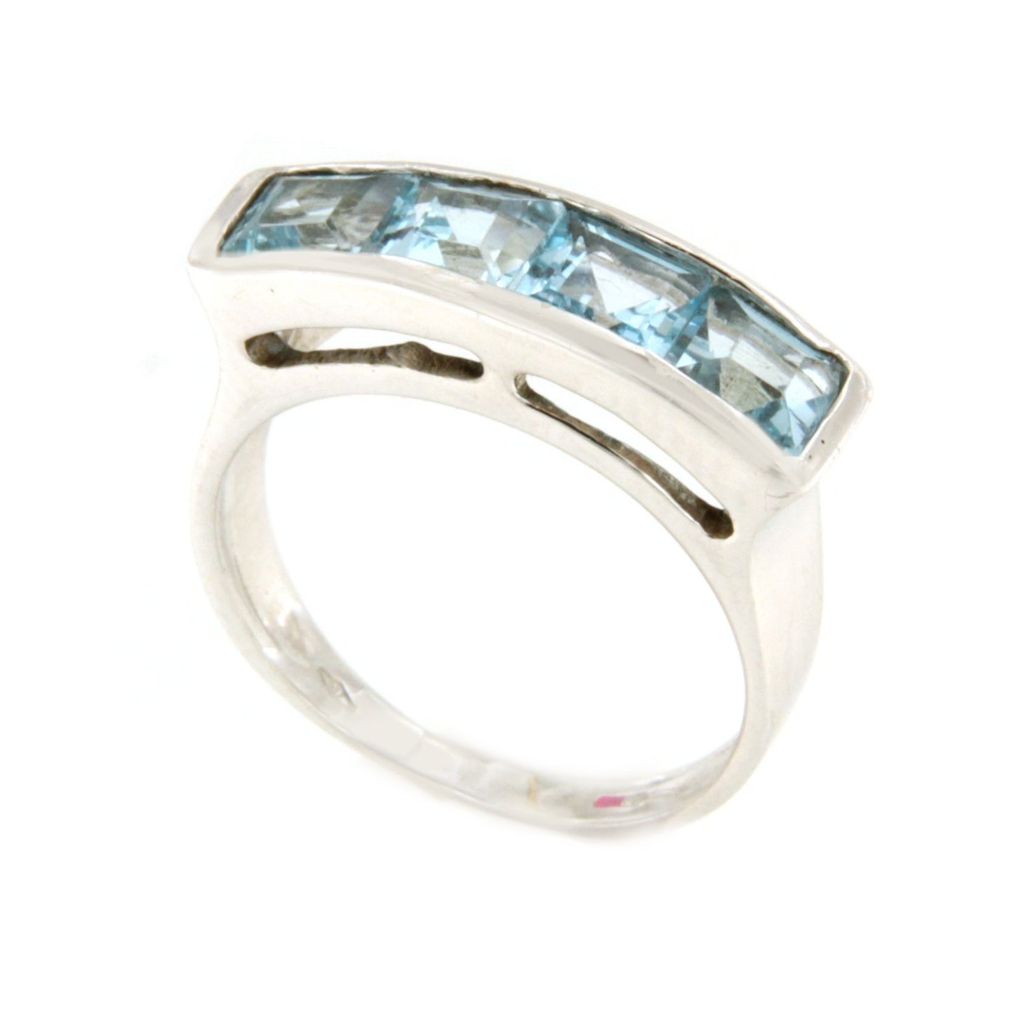 Anillo PILOÑA con princesas de cuarzo azul en oro blanco de 18 ktes.