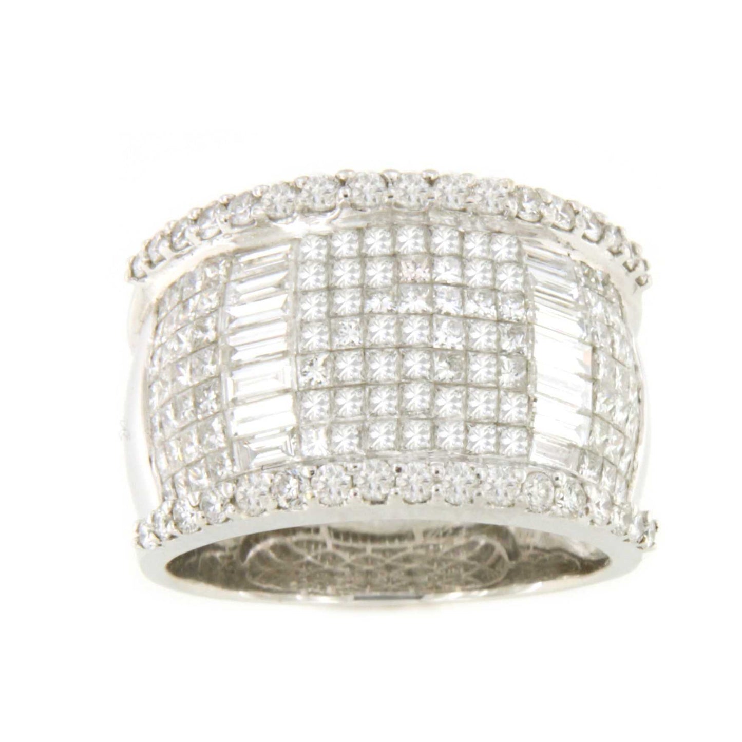 GUILLENA ring in 18k white gold with diamonds, baguettes and princesses.