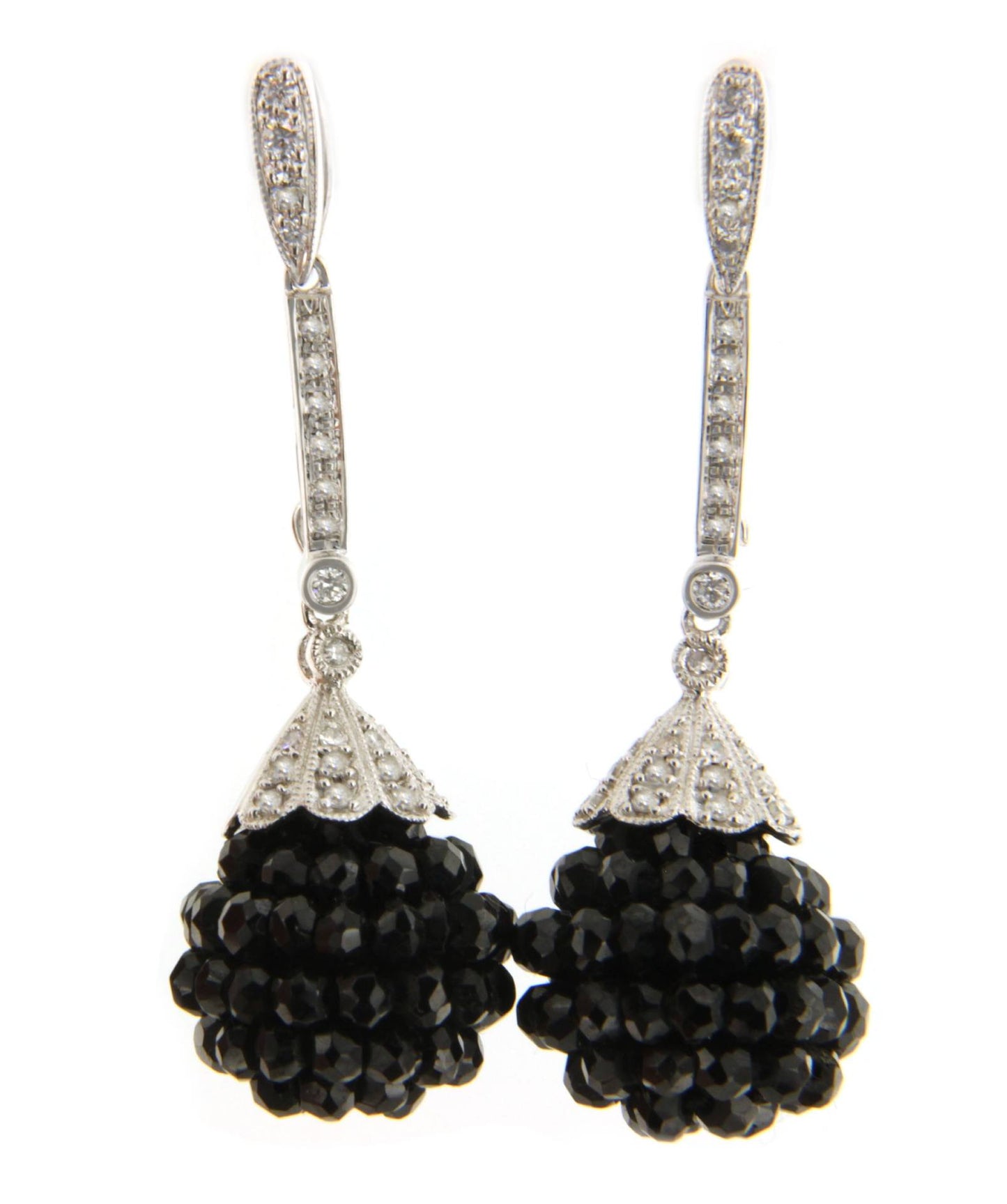 CHUCENA detachable earring in 18k white gold with diamonds