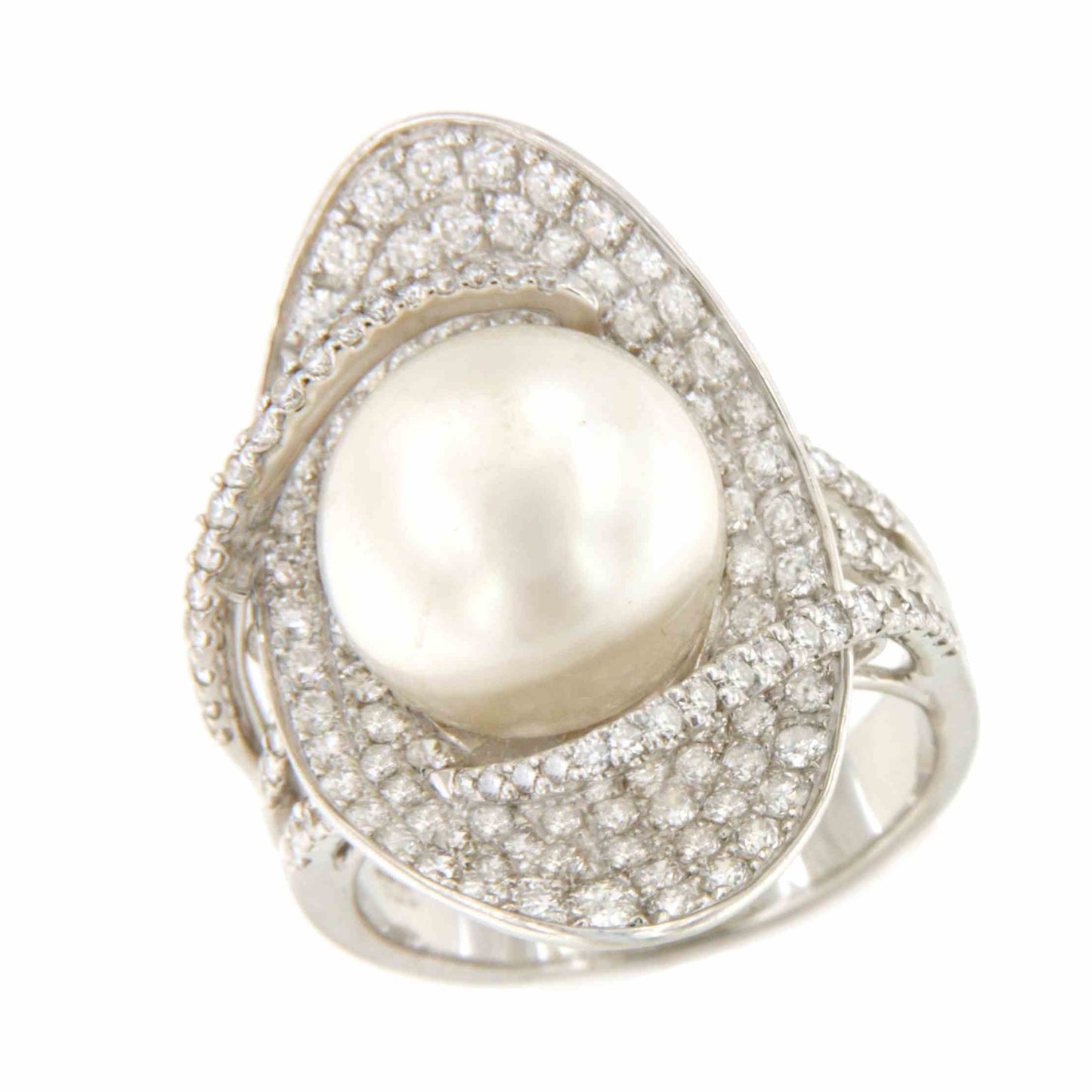 Anillo RIPOLLET en oro blanco 18 kilates con perla australiana y brillantes.