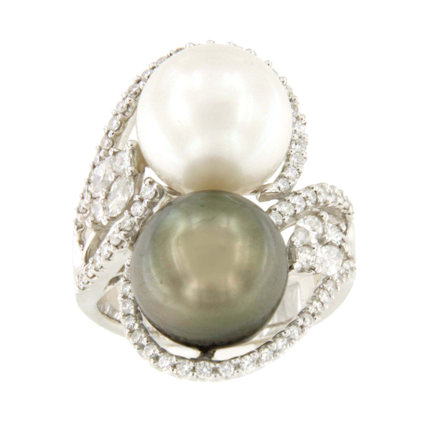 Anillo TARRASA en oro blanco 18 kilates con perlas australianas y brillantes.