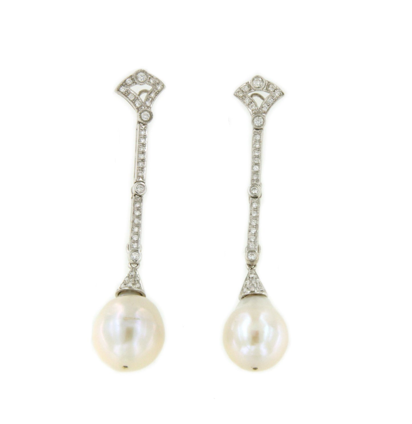 Perlas SILE con casquilla de brillantes y oro blanco 18 ktes