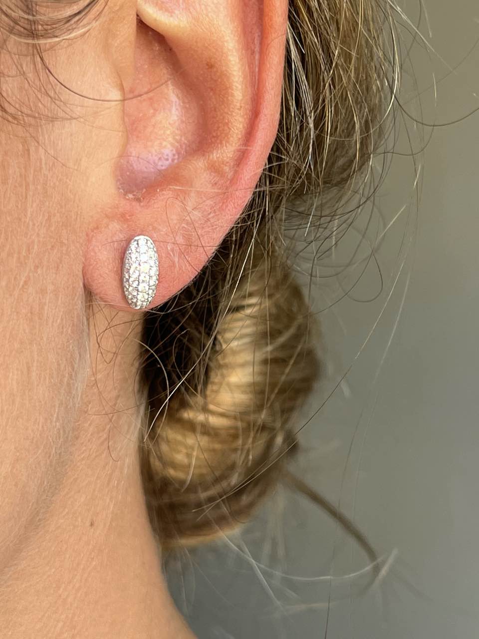 SINES detachable earring in 18k white gold with diamonds