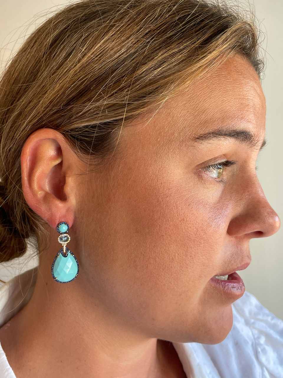 Long rose gold earrings with sapphire, diamond and turquoise