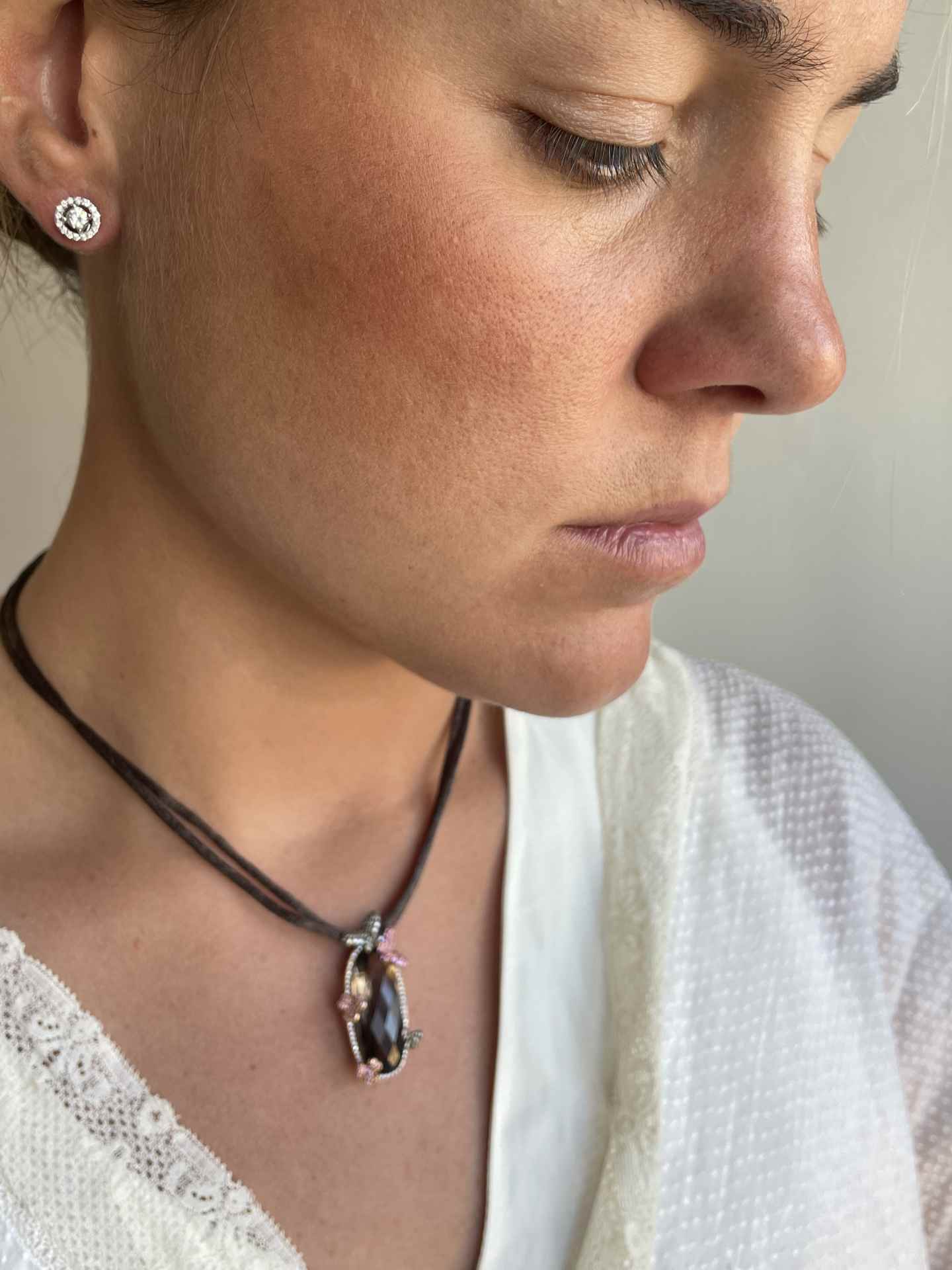 18k rose gold BEE pendant with diamonds, topaz and pink sapphires