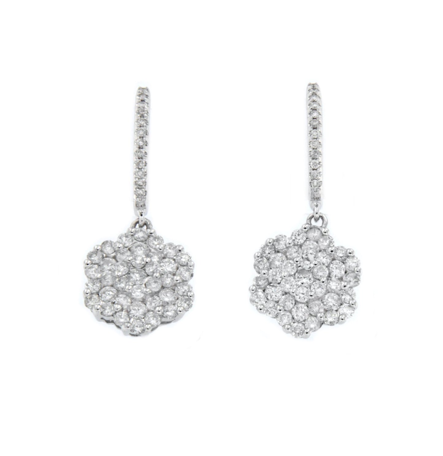 HERMOPOLIS, pendientes largos en oro blanco y diamantes.