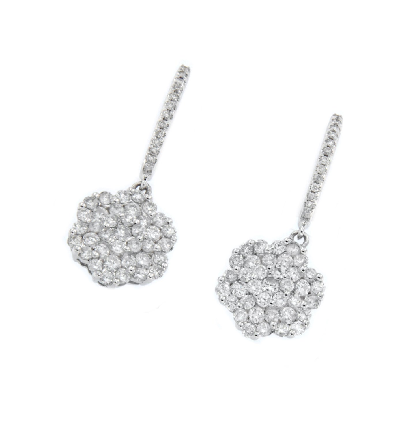 HERMOPOLIS, pendientes largos en oro blanco y diamantes.
